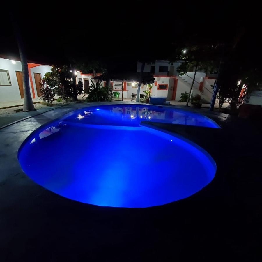 Hotel Oasis Melaque サン・パトリシオ・メラケ エクステリア 写真