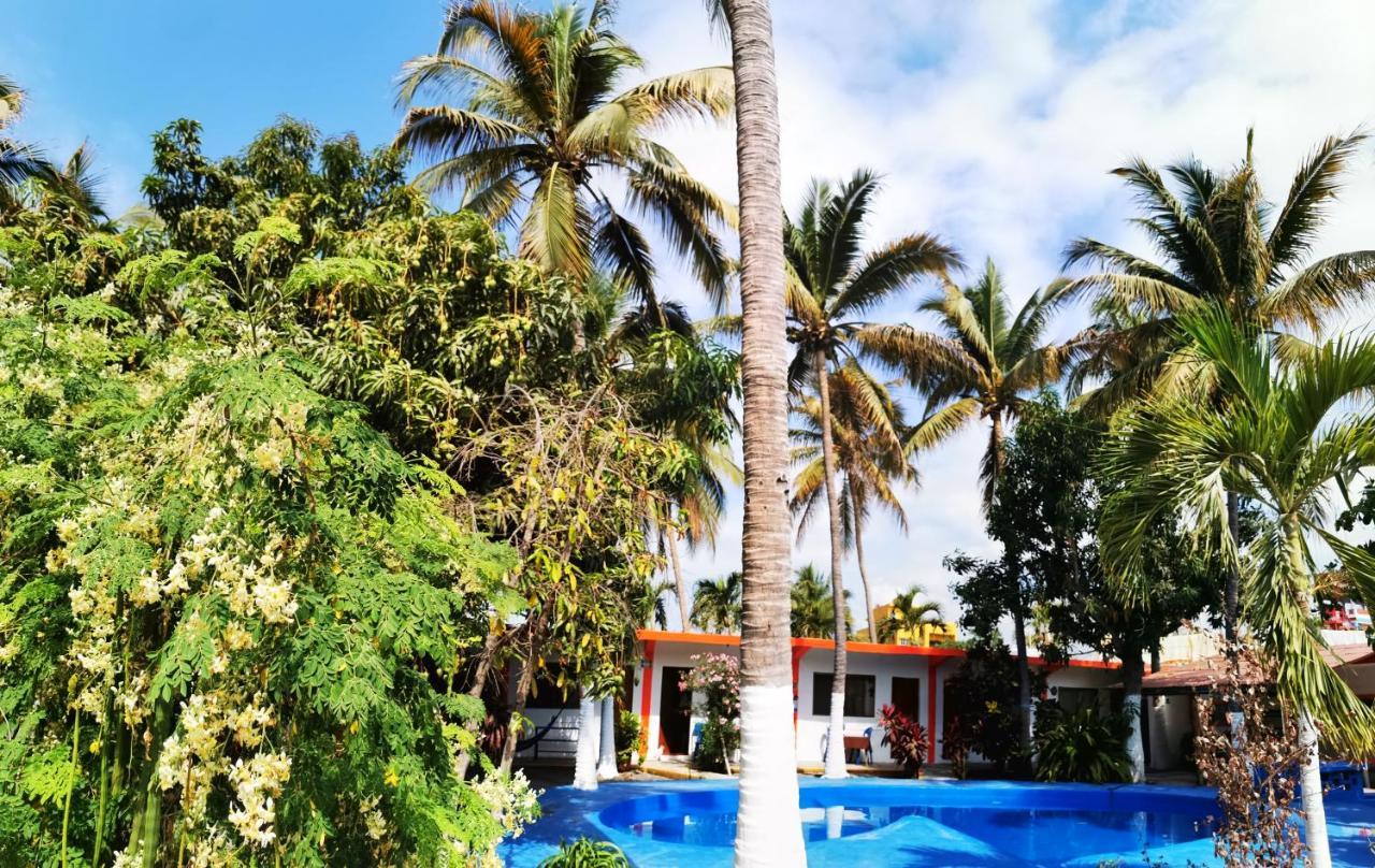 Hotel Oasis Melaque サン・パトリシオ・メラケ エクステリア 写真